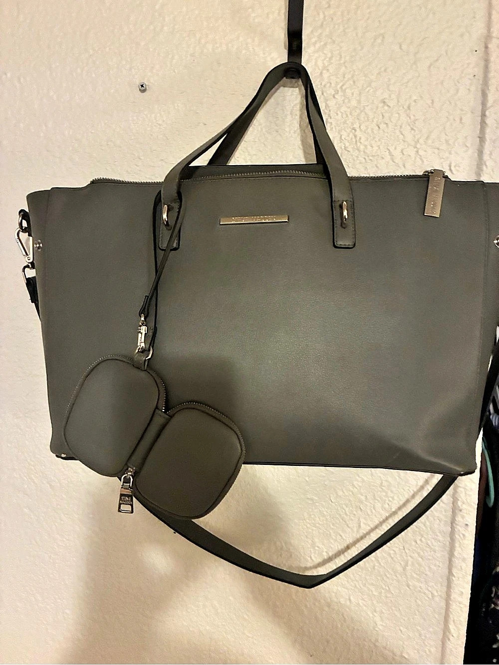 Steve Madden Gray Tote Bag with Mini Pouch
